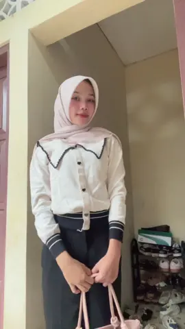 Tb 165 masih merasa pendek bngt😭