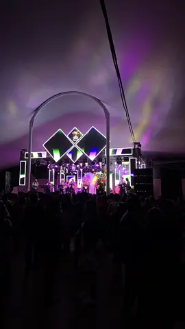 Grupo branly en aniversario de INVAL en #antiguaguatemala 💣🔥 #grupobranly💣💣💣#videos#agrupacionesmusicales 