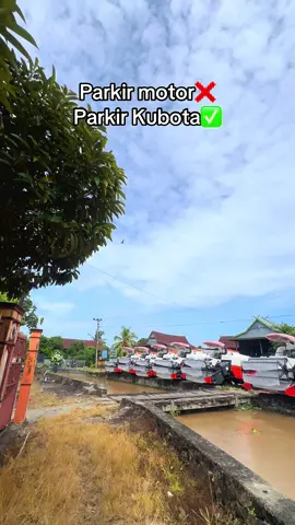 Aslinya bos 🔥 #kubota #dc70pro #dxc100 #pinrang #dc70plus #fyp #fyppppppppppppppppppppppp #viral #masukberanda #foryou #kembarstiker😎 #sidrap #kubotadcx100 #binapertiwi 