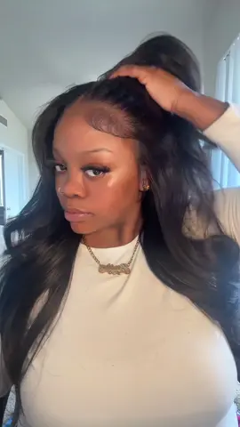 Eatss 😍 @ossileehair_factory #ossileehair #pullandgowig #gluelesswig #13x6gluelesswig #wiginfluencer 