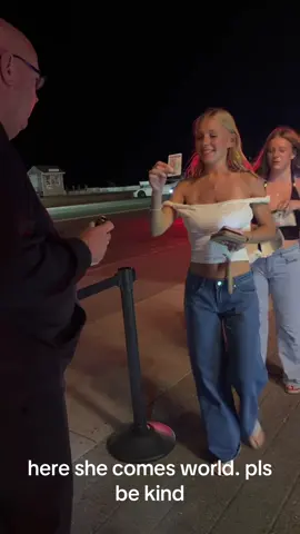 lauren the whole time 😁😁😁😁