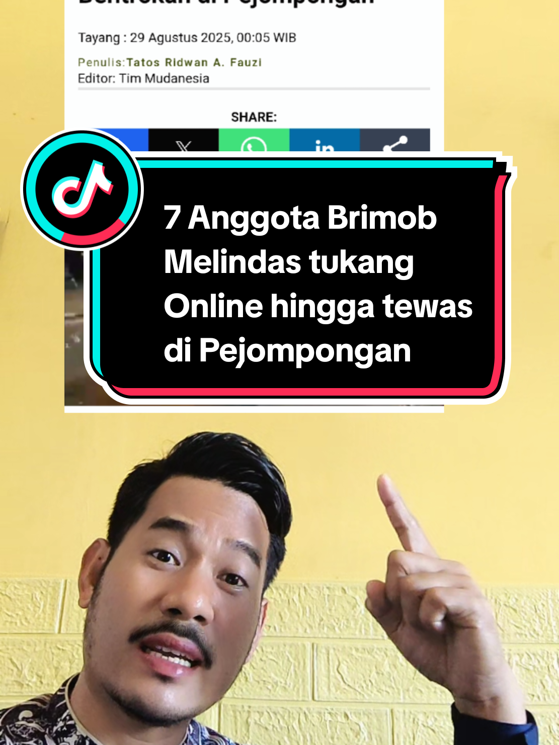 Tukang Ojek Online terlindas oleh Mobil Brimob hingga tewas saat bentrokan di Pejompongan.  Perbuatan yang sangat biada* #rezimomonomon #prabowosubianto 