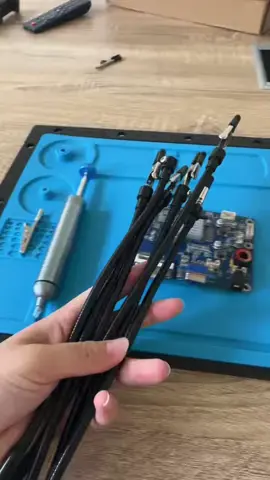Tired of parts slipping and boards moving around? 😩 Kaisi 2-in-1 Helping Hands keeps everything steady & safe! 🔧🔥#SolderingLife #HelpingHands #DIYRepair #ElectronicsTools #PCBRepair #WorkbenchSetup #DIYProjects #FixItYourself #KaisiTools #TechRepair 