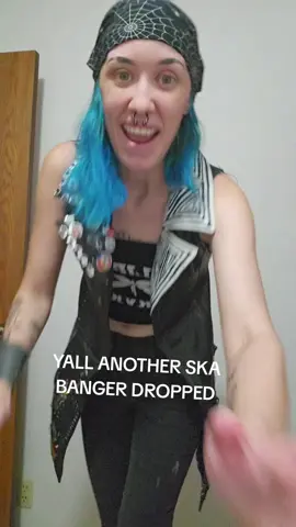 GO LISTEN RIGHT NOW #unintelligiblescreaming 