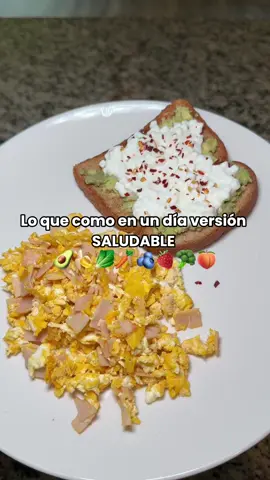 Lo que como en un día versión SALUDABLE 🍓🫐 #saludable #comida #fyp #viral #tiktok 