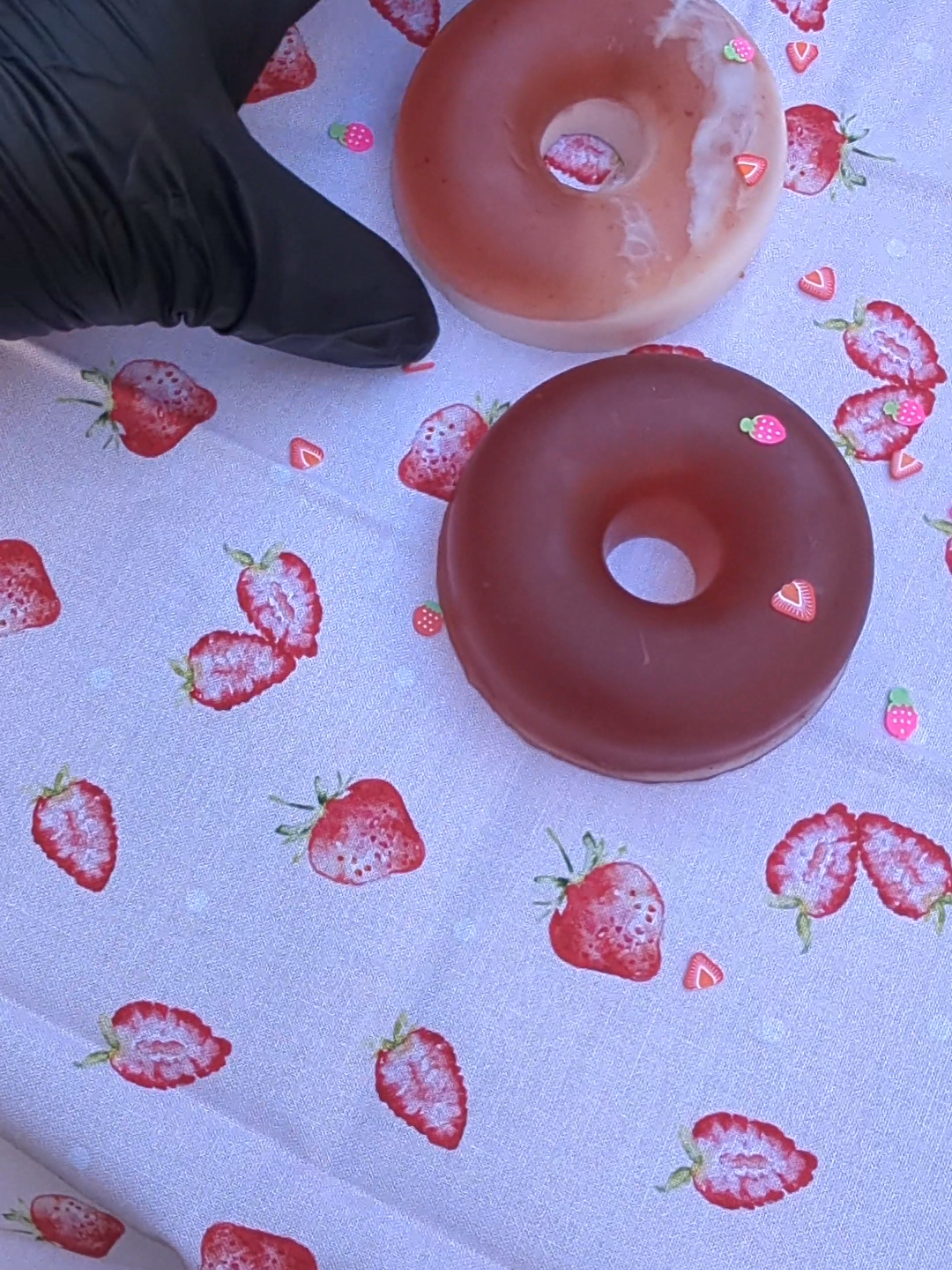 🍓🥰 Favorites coming to an end. 🩷 .... whos snagging one?! #strawberry #pretty #fyp #fypシ #glow #Love #soap 