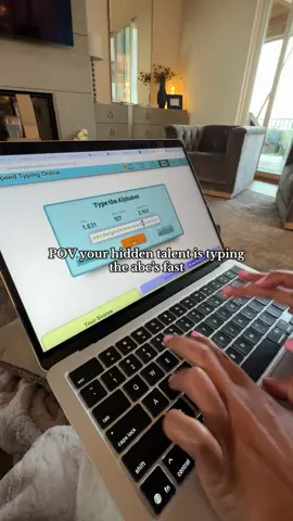 If you need me I will keep trying until I beat my 132 from highschool ⌨️💻🥵 #typing #fasttyping #competitive 