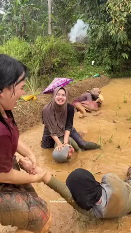 #fyppp gadis desa bermain gulat #WWE gadis desa viral 