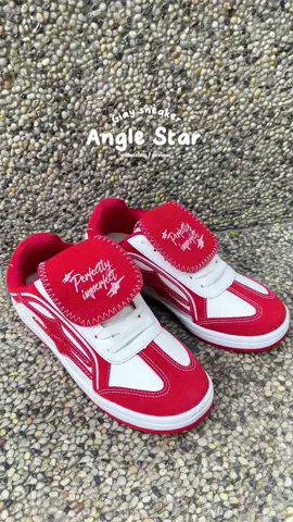 giày sneaker mang đi học , đi chơi đều xinh 🐾 #giaysneaker #sneakers #anglefootwear #anglestar #thaothichriviu 