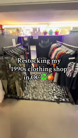 Restocking my 1990s clothing shop in OC♻️🍊 #orangecounty #socal #losangeles #streetwear #fashion 