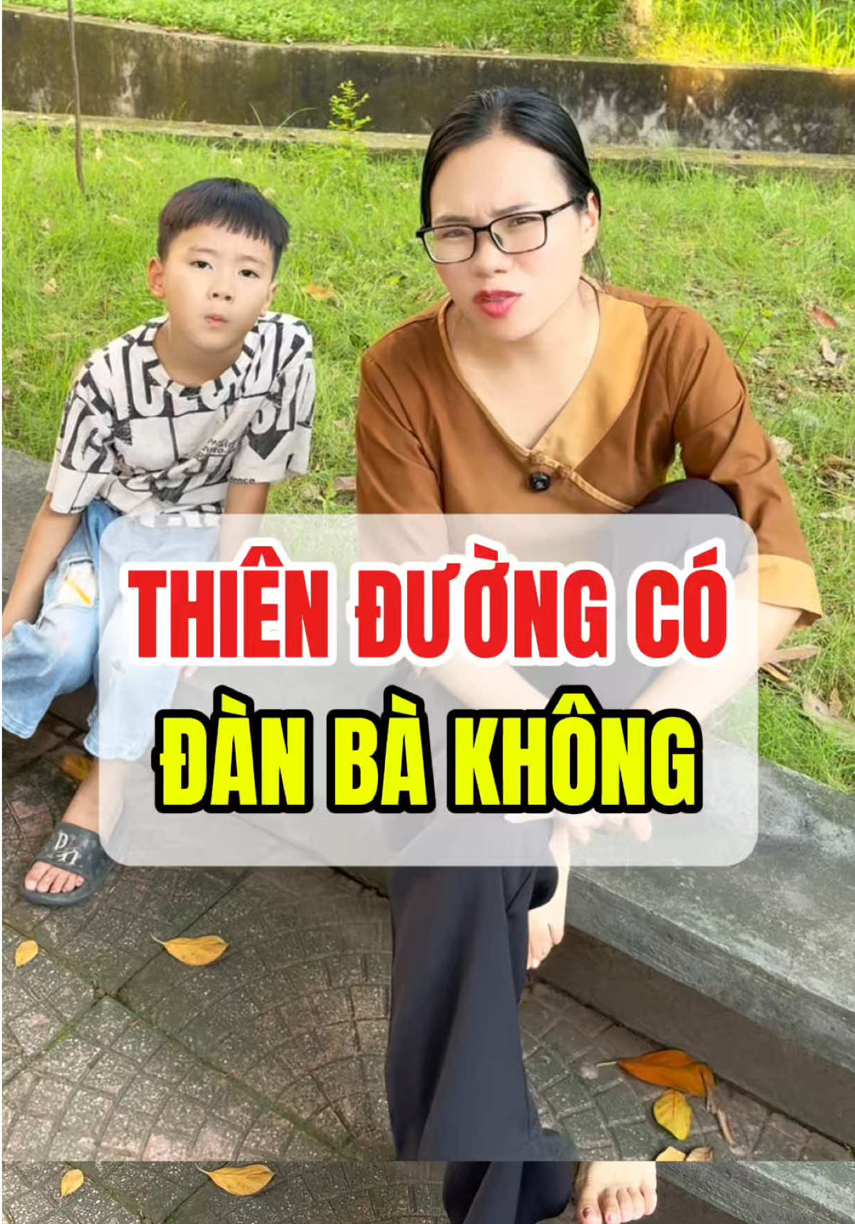 Ý Sóc là gì hả các bác?  #cuoibebung #convaolop1 #xuantrieu #giadinhhaihuoc #nhasoc  @XUÂN TRIỆU REVIEW THẬT @CAO NHÂN CHỈ DẠY 
