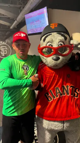 It’s a video 2x @San Francisco Giants #bayarea 