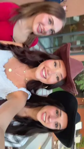 @Soph___i 🏎️ @ava 