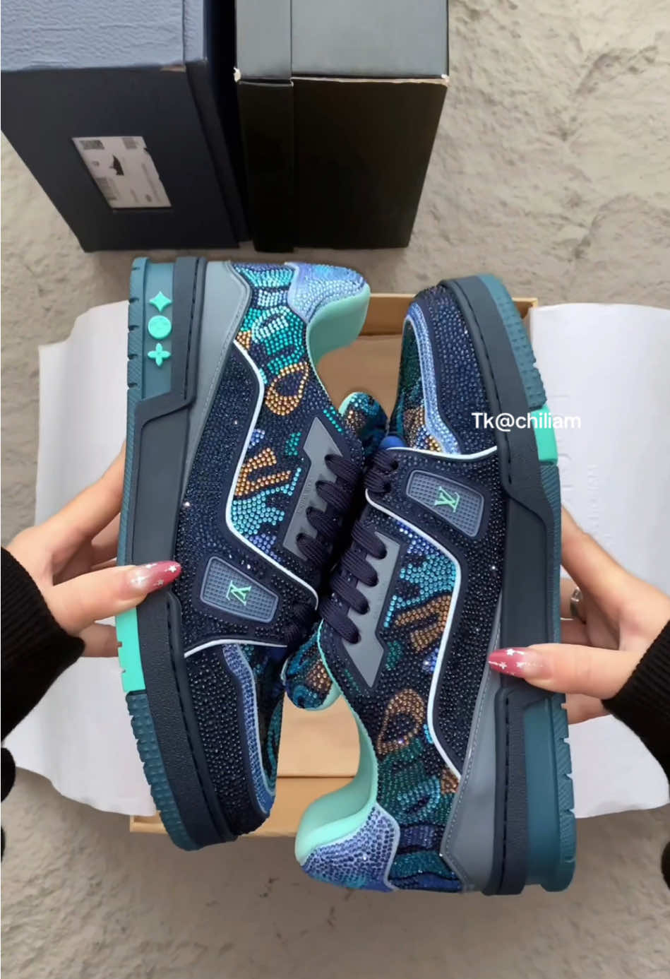 👟💙LVSKATE For Sky blue DIY diamond Masterpieces 🧐#fyp #fashion #fashiontiktok #luxury #sneakers 