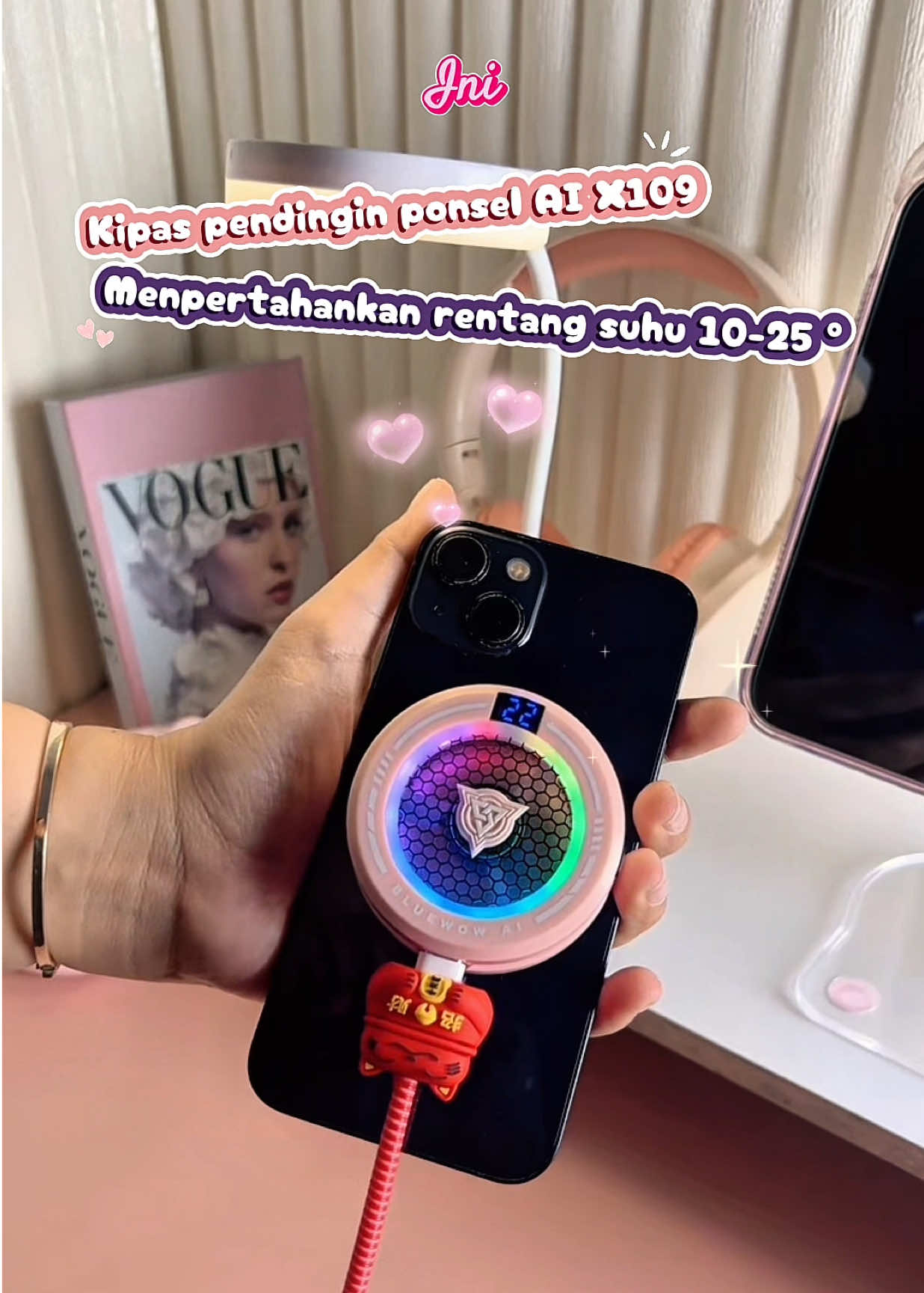 Yang suka nge game & live streaming mending kalian beli ini deh 😍 fancooler ini memiliki kecerdasan Ai yang bisa menyesuaikan suhu ponsel kalian ‼️ jadi ponsel kalian gak kepanasan dan gak kedinginan loh 🥰 , yang mau samaan cek dikeranjang kuning ‼️ bida buat gift ke suami kalian nihh  #fancoolerhp #fancooler #kipaspendinginhp 