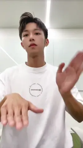 Nói thật đi, mấy bồ có đang cười không 🥰 #lýpháiân #李沛恩 #lipeien #desiretheseries #垂涎 