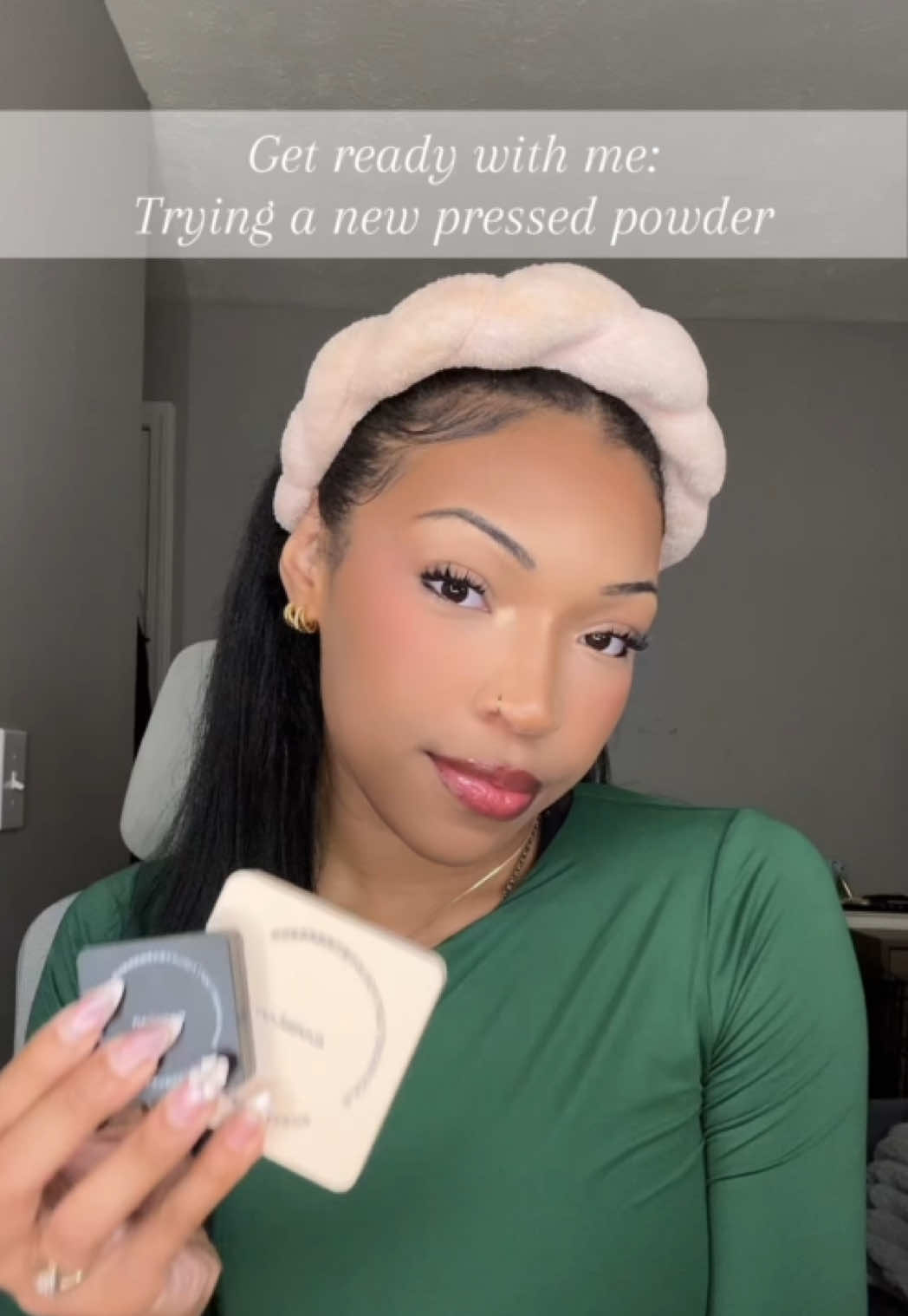 I’ve been so sick this week 😭😓, I’m finally feeling better and ready to try some new makeup 🥰! I’ve been seeing this pressed powder all over TikTok, I’m so glad I got to test it out with the rest of my makeup 💗. I absolutely looove the results, this will definitely be in heavy rotation 👏🏽.  #grwm #grwmmakeup #grwmroutine #pressedpowder #blackgirltiktok 