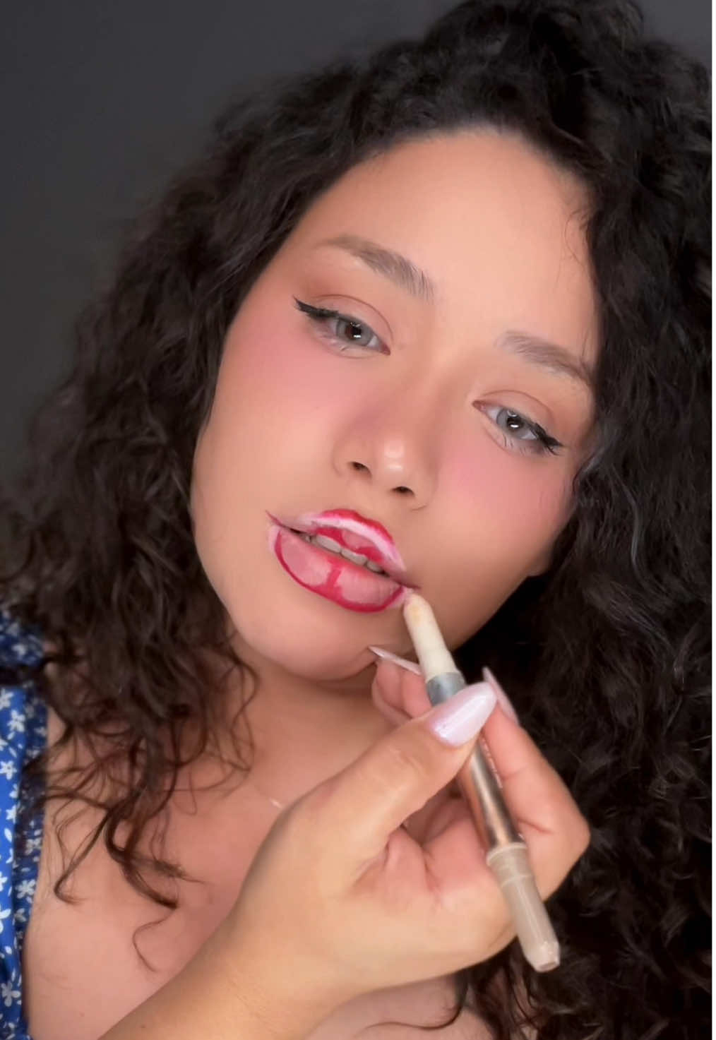 Douyin Lips Testando contorno de boca!  To apaixonada Id do Lápis: XXHW4W-70K7 Tem no @Mercado Livre Moda  #douyinlips #lipcombo #omelhordabeleza #mercadolivremoda 