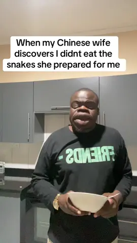🐍🐍😂😂😏😅 #chinese #snakes #unclejack #zambiantiktok🇿🇲 