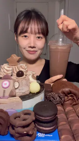 초코🍫 Chocolate dessert! #mukbangeatingshow #chocolate #eatingasmr #먹방 
