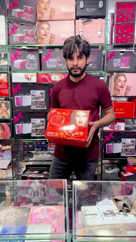 Red kit Unboxing ''|| kit with Professional Makeup waterproof Makeup ||''#makeupvanity #bridelmakup #makeupproducts #makeupartist #wholesalemakeup                           