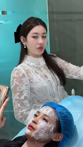 បញ្ចូល Vitamin Meso ជូនបងស្រី ✨💉✨ សម្រាប់អ្នកដែលមានសភាពស្បែកខ្សោយ បើបានបញ្ចូលតែ1 ដឹងតែជាប់ចិត្ត ✨👰🏻✨ #shihanukville #mocbaibavet #xuhuong #trending #KTAnnyAcademy  