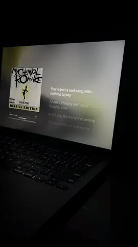 #lyricsvideo #music #applemusic #disenchanted #mychemicalromance 
