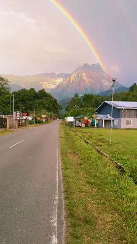 view selepas ribut kuat🙌🏻 double rainbow ✅#polumpungmelangkapviewcampsite #gunungkinabalu #sabah #kotabelud #fyp 