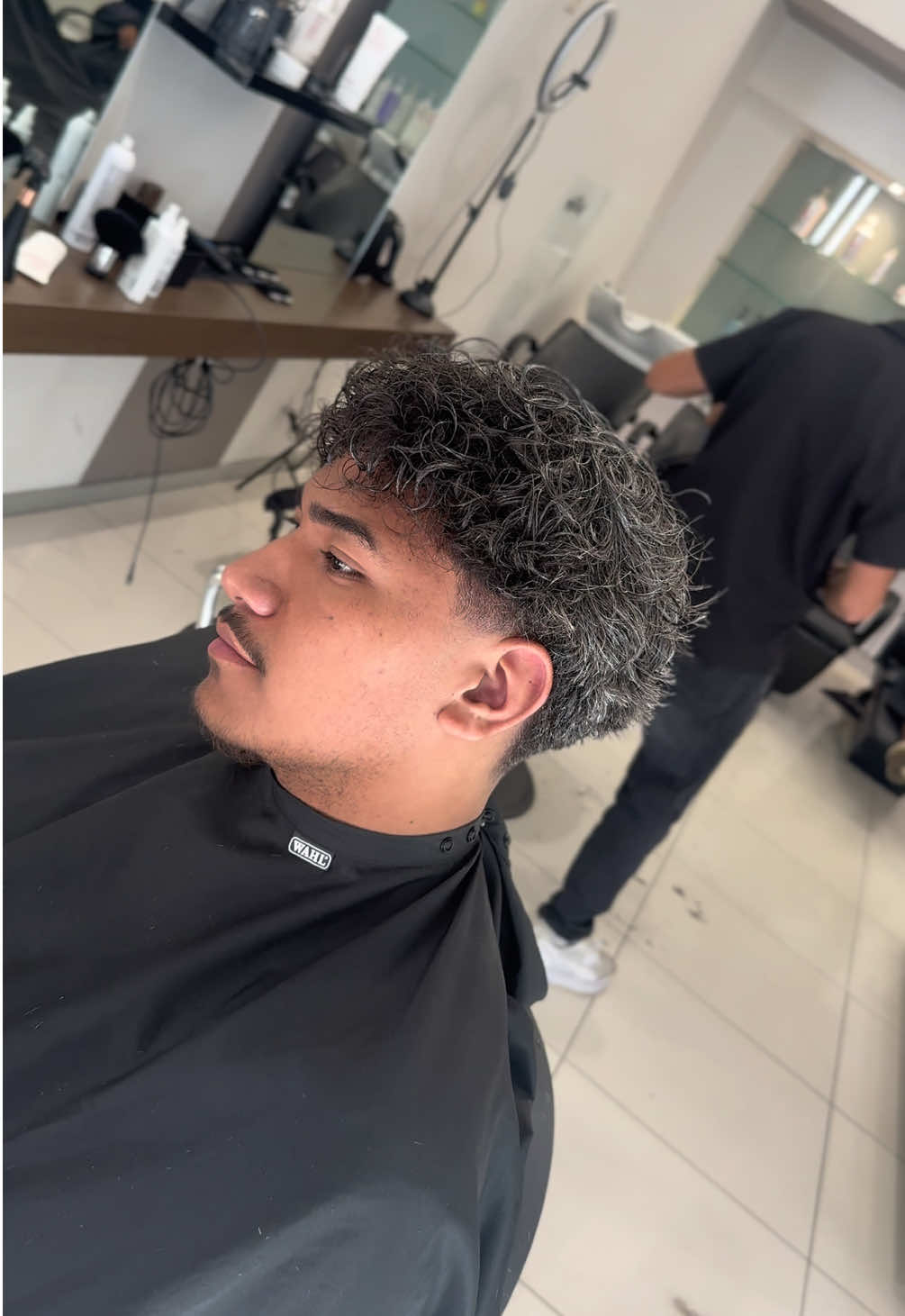 Soyez à l’affût sur ma page Instagram : @cutticlout #blowouttaper #taper #newcal #barber #foryou 