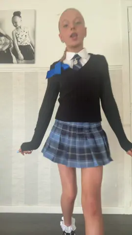 Friday 💙#his#fyp#scottishschoolunifrom#blondehair#prettygirls#schoollife#cutie 