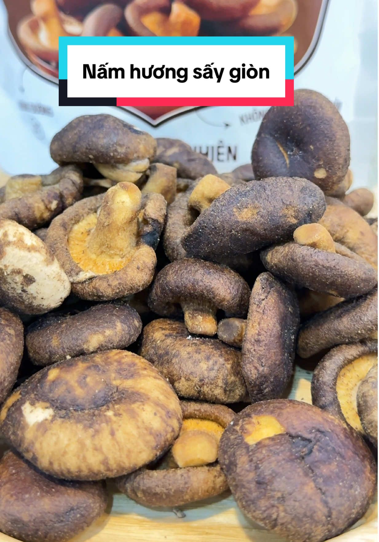 Nấm hương sấy giòn ngon lắm mấy bà ơi #meberyne #review #namhuongsaygion #huongnuifood 
