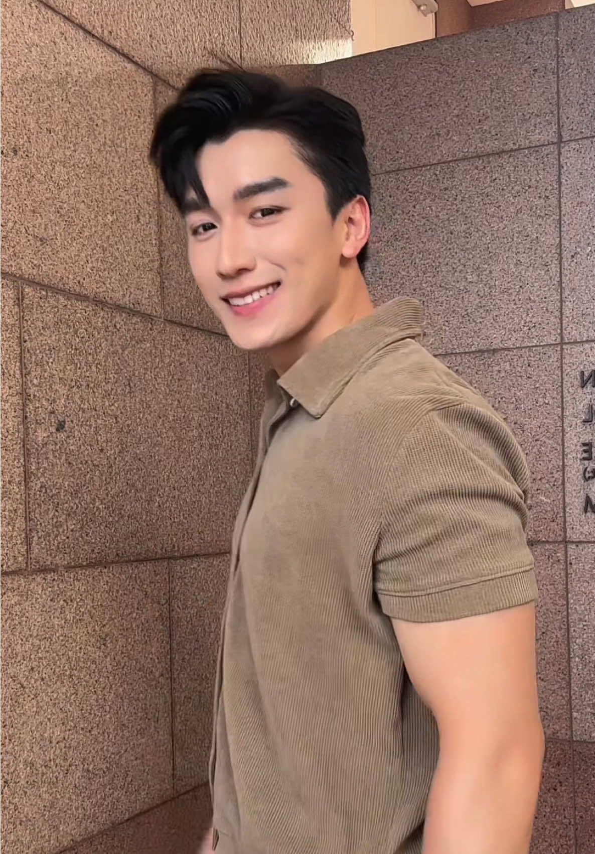 Coffee fitcheck 🍃☕️ #bryanhoo#fyp #viral #fitcheck #ottd 