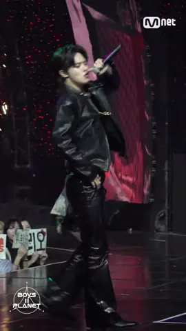 stream LEO's Queencard fancam now!! #LEO #리오 #이리오 #BOYS2PLANET #보이즈2플래닛