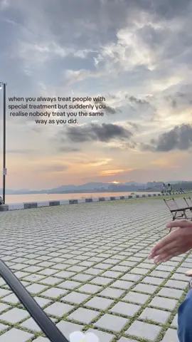 🤷🏼. #sadquotes #fyp #streakreminder #foryou #foryoupage 