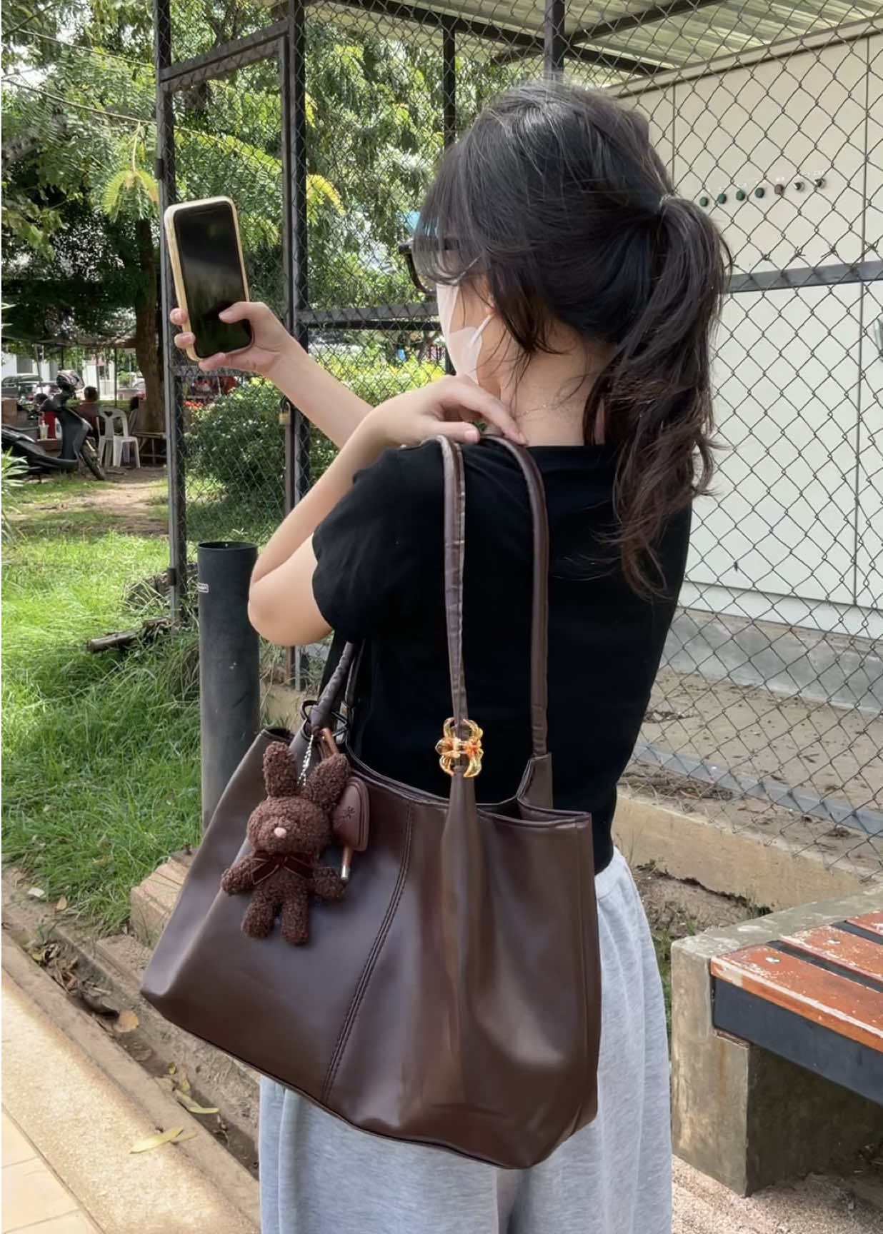 สวยปึ้ง 10/10 #กระเป๋า #กระเป๋าสะพายข้าง #กระเป๋าแฟชั่น #กระเป๋าผู้หญิง #OOTD 