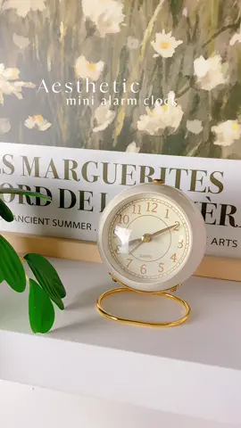Jam weker aesthetic ✨🎀🦢 #jamweker #clock #aestheticclock #jamalarm #aesthetic 