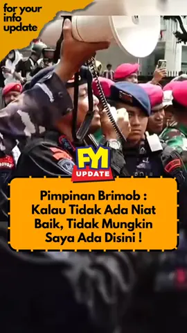 Kombes Pol Henik Maryanto menemui pendemo di depan Mako Brimob Kwitang meminta keadilan atas meninggalnya Affan Kurniawan pada Jumat, 29/8/2025
