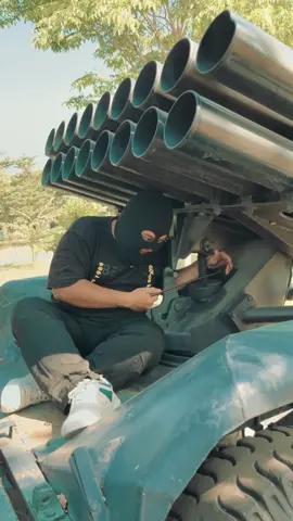 Bongkar launcher bray feat @pak yusub #komedi #lucu #Meme #tank 