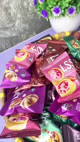 ( Siêu Hot ) Bánh Quy Bơ Sữa Socola 8 Vị Thơm Ngon 500g Được Từ 36 - 39 chiếc