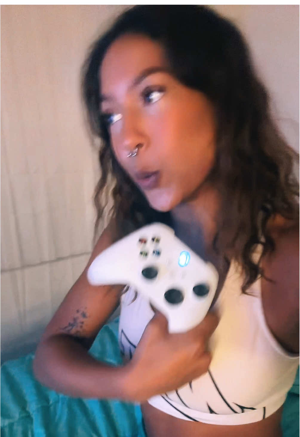 def forgot i was filming while playing oops #fortnite #fortnitesolo #midtwenties #livealone #xboxgaming 