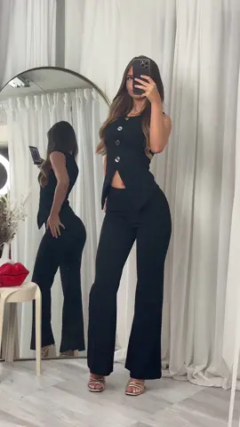 Buttoned waistcoat top and flared bottoms outfit. #outfi #flares #TikTokFashion #datenight #nightout 