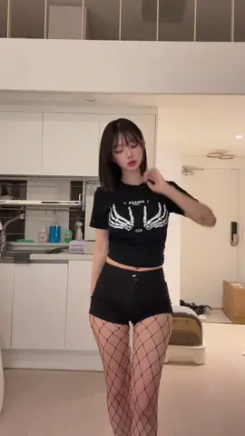 아직도 카메라에 낯가리는 중 #trend #viral 