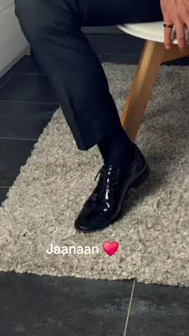 میری بےحیائی، درندگی اور  جنون کی کوئی حد نہیں۔ احتیاط کریں ۔ #poetrylovers #caption #romantic #Jaanaan #foryoupage 