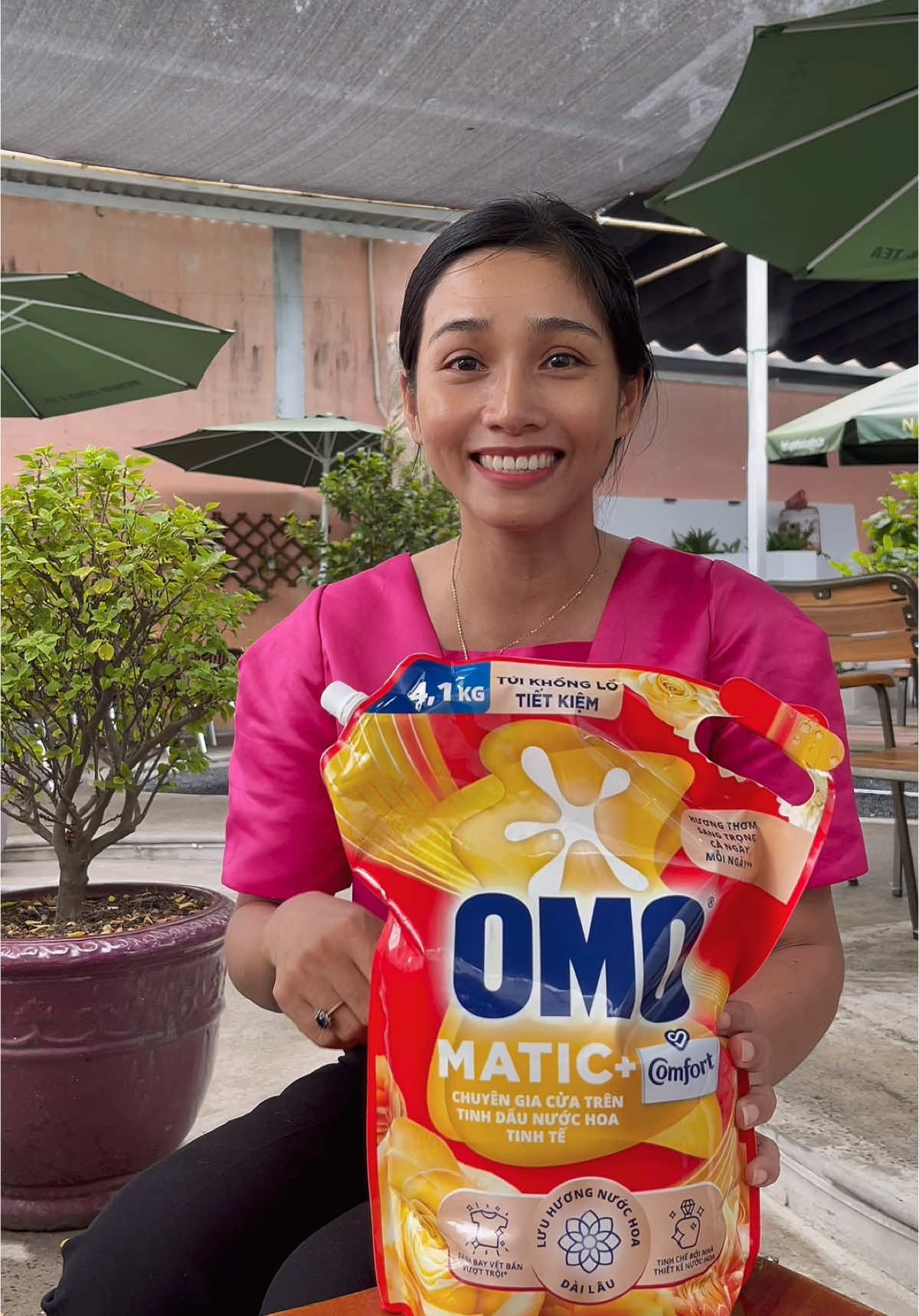 Ngại gì vết bẩn vì đã có Omo #nuocgiatomo #hoptaccungunilever #cleaningtok #lifehacks #cleaninghacks 