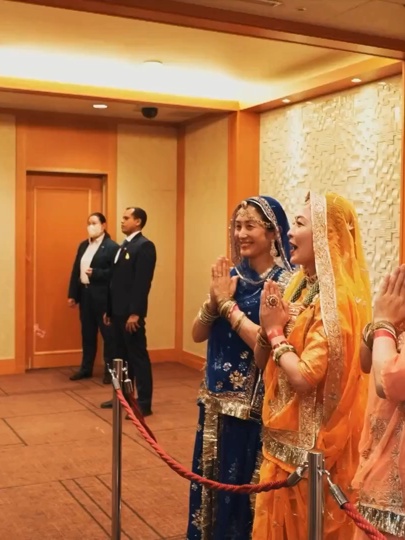 PM Narendra Modi’s welcome in Tokyo today showcased the enduring bond between India and Japan. From ceremonial greetings to enthusiastic crowds, the atmosphere highlighted the trust and optimism that define this partnership. This visit sets the tone for stronger cooperation in trade, infrastructure, and global leadership. 📸🤝 #NarendraModi #TokyoVisit #IndiaJapanRelations #ModiInJapan  #GlobalPartnership