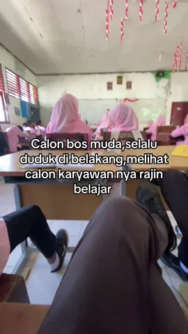 Bos muda👑#bosmuda #bosmuda #dudukpalingbelakang #boslagimantau 