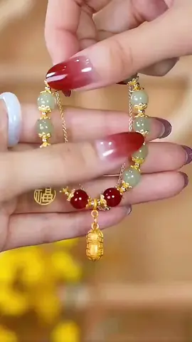 Promo gelang giok keberuntungan dan kesejahteraan liontin motif kacang#gelang #gelanggiok #gelangkeberuntungan #perhiasan 