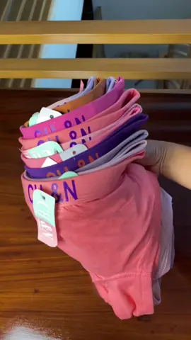 Di ka talaga magsisi pag binili mo to subrang worth it bilhin #womenboxer #boxer #menboxer #fyp #foryourpage 