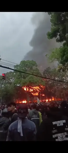 gedung DPR di bandung terbakar habis #affankurniawan #fypp 