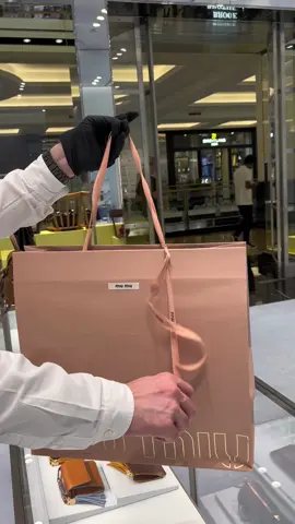 ✨ The python print that defines elegance ✨ Slate Gray never looked this bold 🖤🐍 The IT BAG moment you’ve been waiting for… Rejep +971 52 249 6052 Dubai, UAE Mall Of Emirates, Miu Miu Boutique #MiuMiu #MiuMiuBag #BeauBag #LuxuryBag #DesignerBag #BagTok #BagAddict #OOTDInspo #StyleInspo #FashionTok #ItBagSeason #TrendingNow #LuxuryStyle #BagLover #SlateGray #PythonPrint #FashionGoals #TikTokFashion #StreetStyleVibes #LuxuryAddict #NewCollection #DesignerObsessed #StyleUpgrade #LuxuryWardrobe #OutfitGoals #BagCrush #ElevatedStyle #FashionLuxury #ChicAndTrendy #MustHaveBag@Miu Miu 